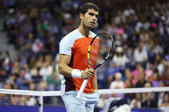 他以场均超 他以场均超