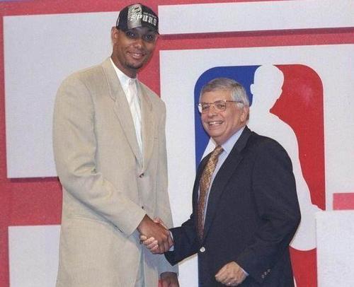 我可以帮你 我可以帮你