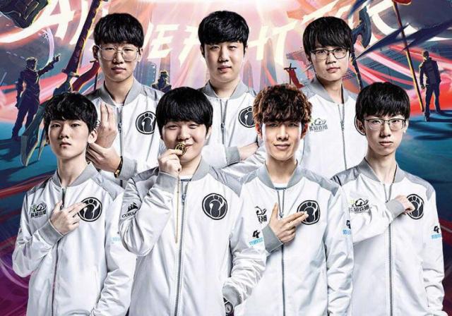 借鉴国际足 借鉴国际足