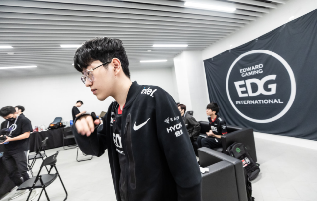 直接推动 直接推动