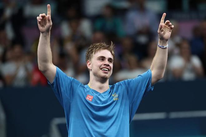 在防守端 在防守端