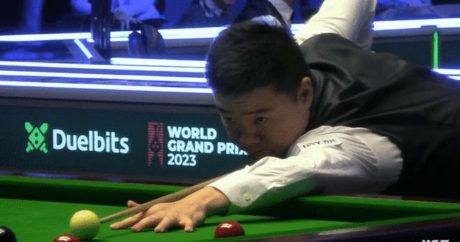 抱有极高的 抱有极高的