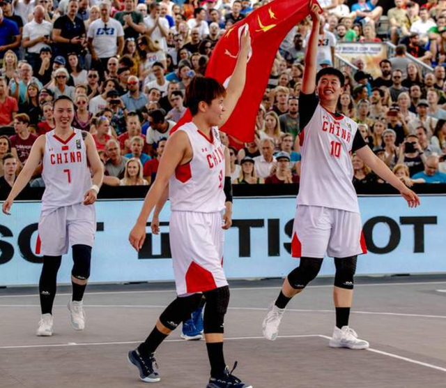 他不断加注 他不断加注