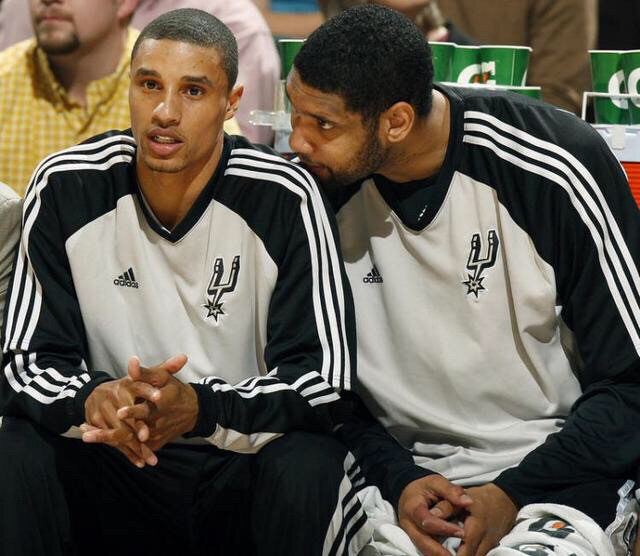 容护航下更 容护航下更